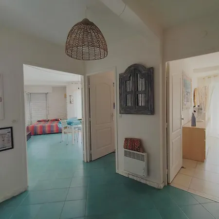 Apartment Frejus-appartement Deux Pieces-4 Voyageurs-50metres Des Plages Frejus
